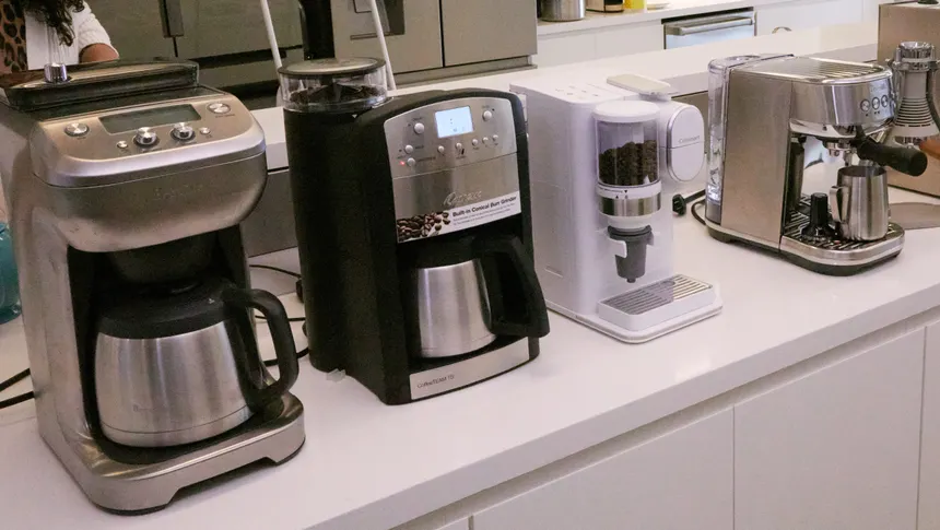 صانعة قهوة باريستا